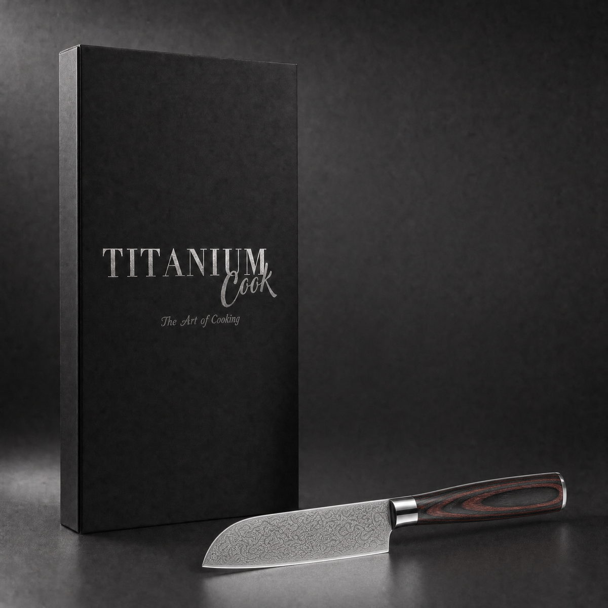 Couteau Petit Santoku Forest Wood, coffret TitaniumCook sur fond studio noir